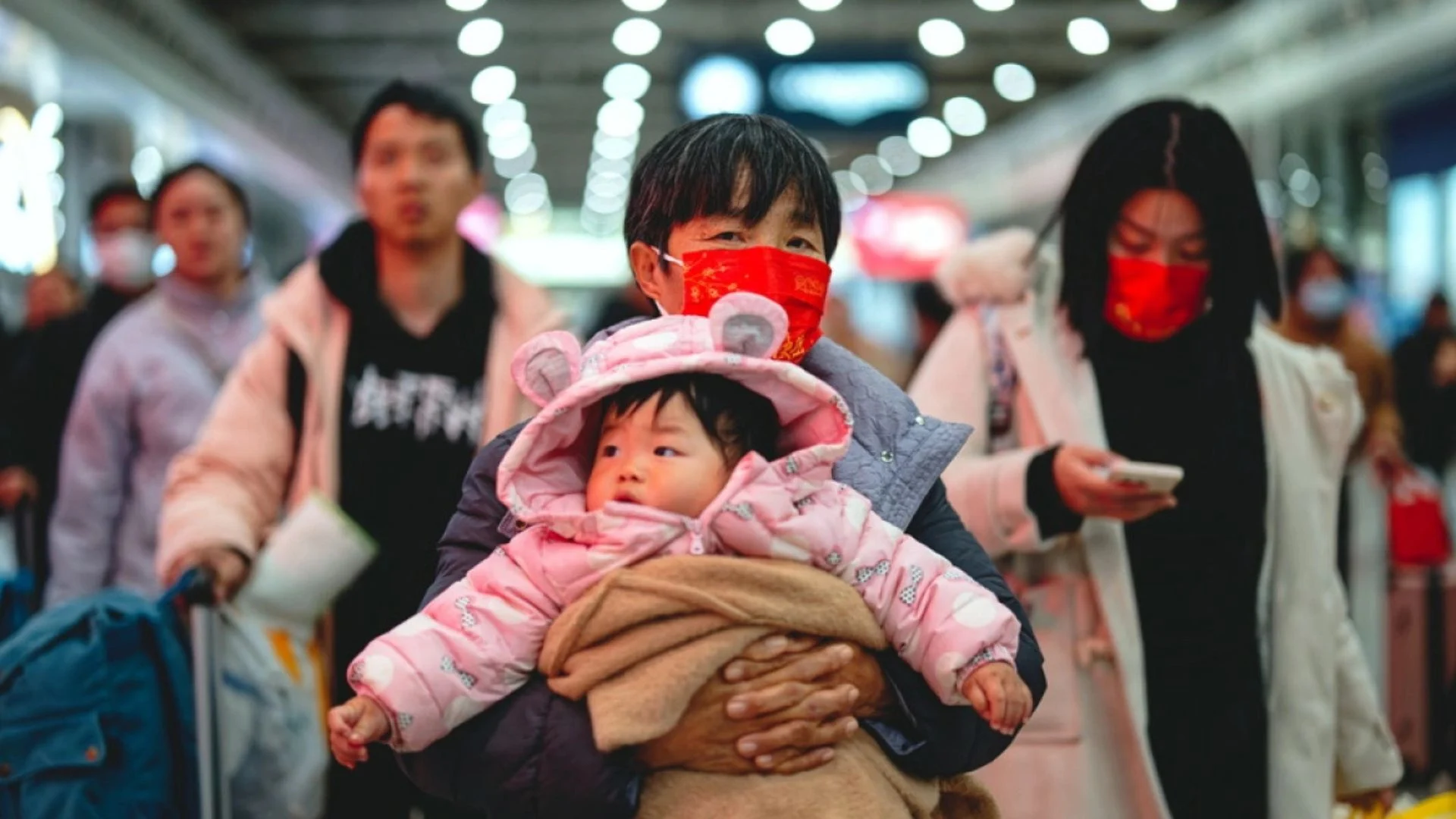 Numri i lindjeve në Kinë kap shifrat më të ulëta në historinë e vendit, popullsia e superfuqisë aziatike bie për të katërtin vit radhazi