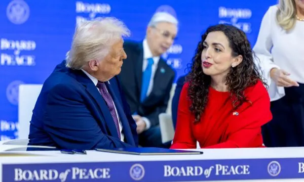 (VIDEO) Kosova mes 19 shteteve që nënshkruan për “Bordin e Paqes”