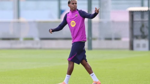 Yamal mungon në stërvitjen e Barcelonës para ndeshjes së rëndësishme