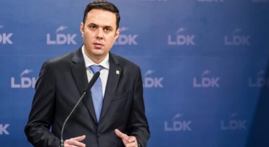 Abdixhiku: Shtëpia nuk goditet e nuk braktiset në ditët më të vështira