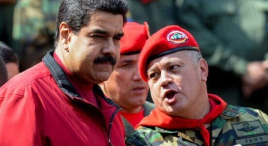 Reuters: Bisedimet e SHBA-së me ministrin e Brendshëm të Venezuelës, Cabello, filluan muaj para kapjes së Maduros