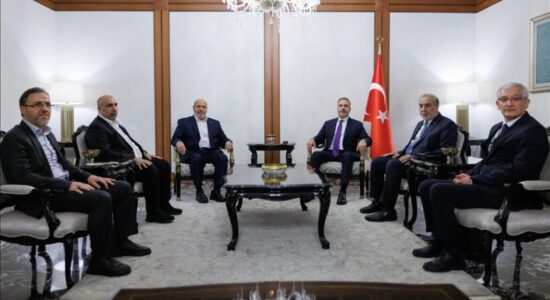 Kryediplomati turk takohet me delegacionin e Hamasit për planin e paqes në Gaza dhe situatën humanitare