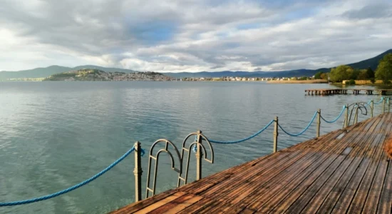 Mot me reshje lokale të shiut dhe borës, mjegull në lugina