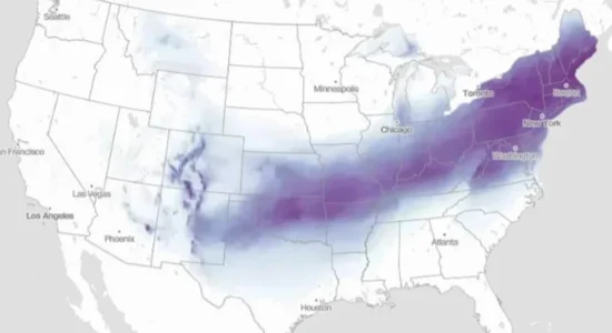 Borë, akull dhe të ftohtë ekstrem – Amerika po përgatitet për një stuhi dimërore që mund të jetë historike