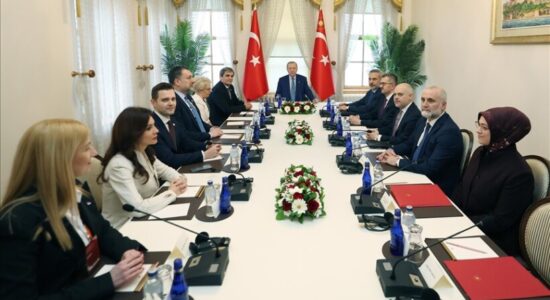 Presidenti Erdogan pret në takim ministrat e jashtëm të vendeve të Ballkanit
