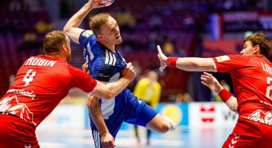 Islanda barazon me Zvicrën dhe komplikon rrugën drejt gjysmëfinales