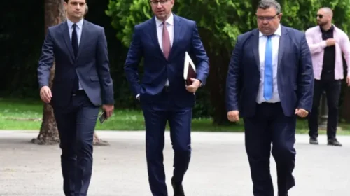 (VIDEO) Nesër në mesditë takimi i liderëve, opozita në mëdyshje