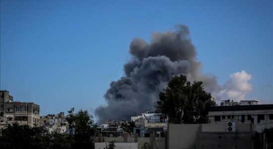 Izraeli bombardon zona të shumta në Gaza, pavarësisht armëpushimit