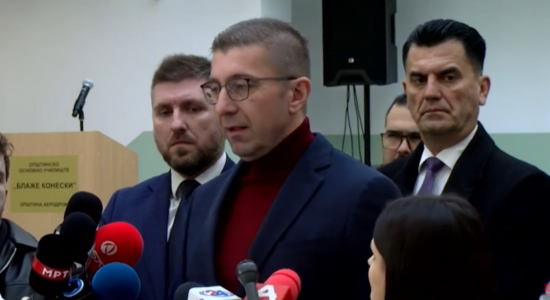 (VIDEO) Mickoski: Pendarovski shkeli kushtetutën gjatë pandemisë