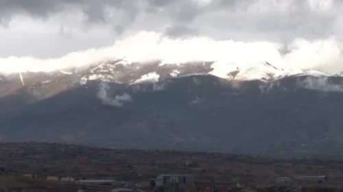 DPHM: Nuk do të ketë reshje të reja të borës, të martën do të jetë më ftohtë