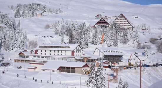 Në Kodrën e Diellit trashësia e borës ka arritur në 33 centimetra