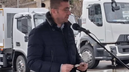 Mickoski: Ecim drejt menaxhimit modern, të qëndrueshëm dhe evropian me mbeturinat