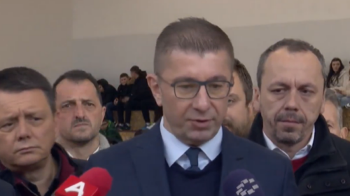 Mickoski: Së pari të përfundojmë detyrat e shtëpisë me reformat, e pastaj i mbetet Unionit nëse do të bilatelizojë procesin