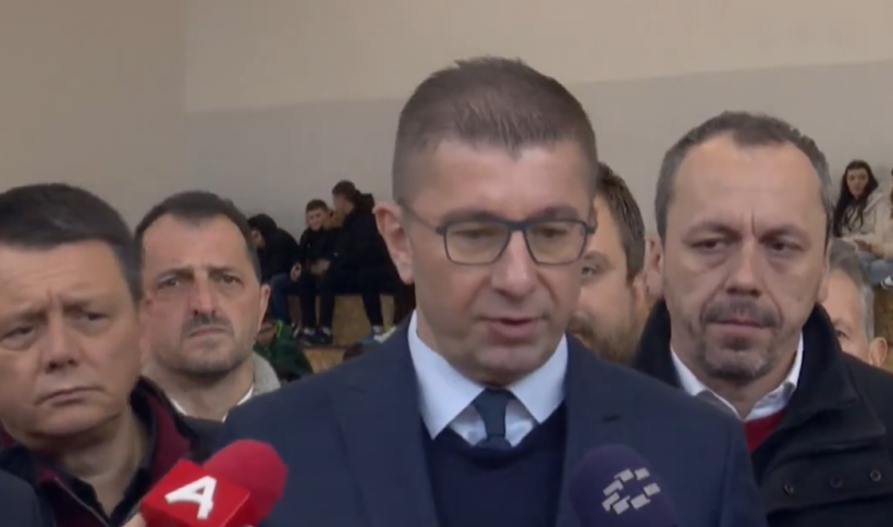 (VIDEO) Mickoski pa datë për takimin me Ahmetin, pret miratimin e ligjit për kundërvajtje