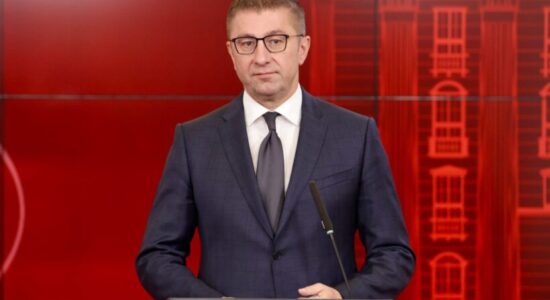 Mickoski: Ekziston mundësia për anëtarësim të Maqedonisë në BE, por pa të drejtë vote