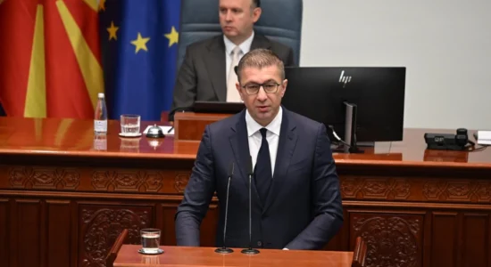 Mickoski: Absolutisht po mbahet llogari për përfaqësimin e drejtë, ligji është i gatshëm dhe së shpejti duhet të parashtrohet në Kuvend