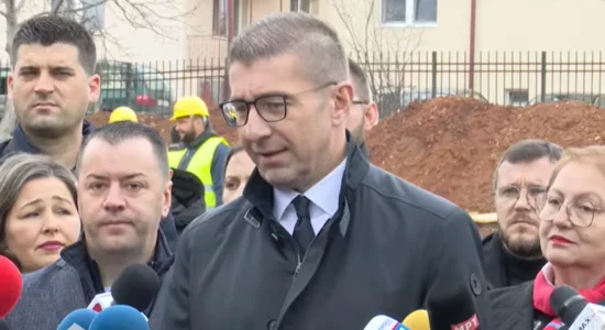 Mickoski për takimin me Ahmetin: Do të ketë takim ndonjëherë!