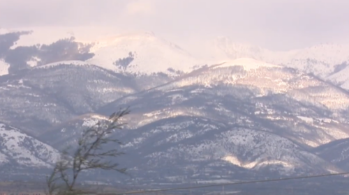 I ftohti polar përfshin vendin, temperaturat zbresin deri në -15 gradë