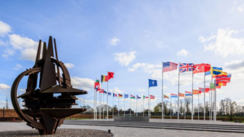 NATO planifikon të forcojë mbrojtjen në krahun lindor me teknologji robotike