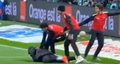 Kaos në finalen e Kupës së Afrikës: luftë për ‘të vjedhur’ peshqirin e portierit Mendy…