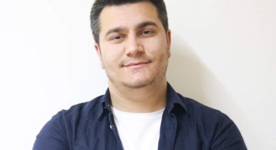 Kujdes, po na “vidhet” vëmendja