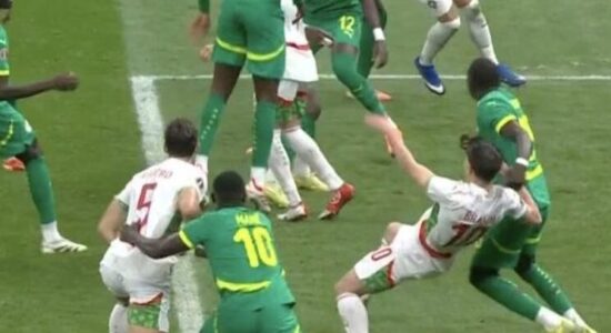 Senegali braktis finalen e Kupës së Afrikës pasi Marokut i akordohet penalti në minutën e fundit