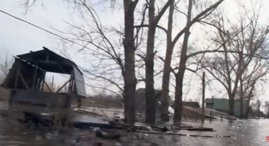 (VIDEO) Situata me përmbytjet vazhdon të jetë kritike, në Kërçovë 120 persona janë strehuar në sallën e sportit