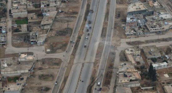 Ushtria siriane njofton kontroll të plotë në Deir Hafir pas tërheqjes së grupit terrorist YPG/SDF