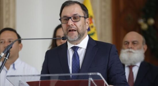 Venezuela: Sulmet ndaj Karakasit përpjekje për të imponuar luftë koloniale dhe për të detyruar ndryshimin e regjimit