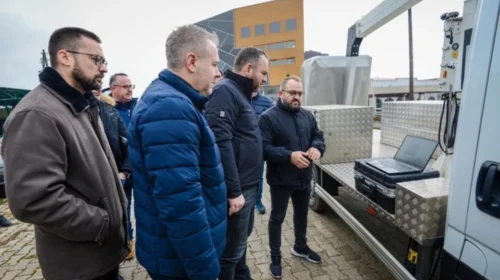 Toshkovski në terren: Po bëhet verifikimi përfundimtar i kamerave nga “Safe City”