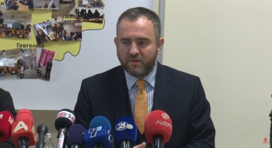 (VIDEO) Vdekja e foshnjës nga plumbi qorr, ministri paralajmëron ashpërsimin masave për përdoruesit e fishekzjarreve