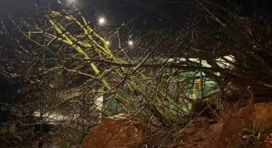 Rrëshqitje e dheut në rrugën drejt Banjës, Komuna e Tetovës apelon për kujdes