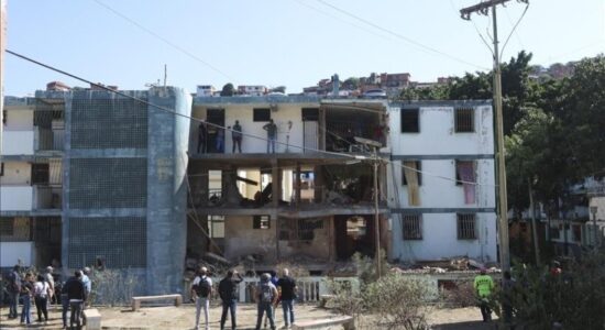 “Zyrtarët amerikanë thonë se bastisja për kapjen e Maduros në Venezuelë la rreth 75 të vdekur”