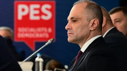 Filipçe nga Zagrebi: Qeveria po e çon Maqedoninë e Veriut drejt autoritarizmit