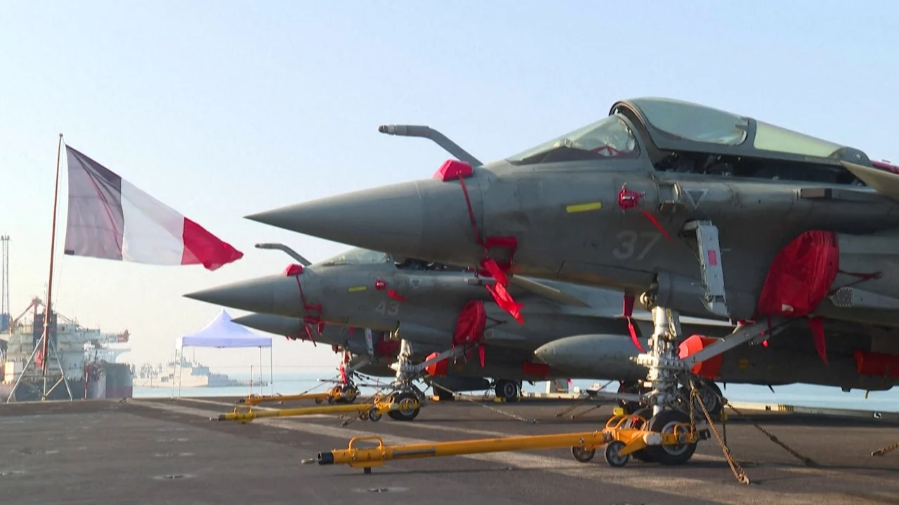 Franca  gati të hapë  ombrellën e saj bërthamore   Autonomi strategjike nga Europa