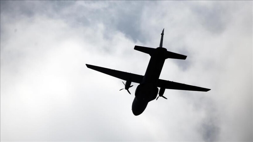 Zhduket një aeroplan indonezian me 10 persona në bord