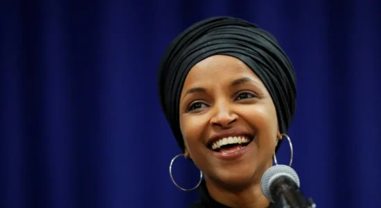 Trump kërkon të hetohet pasuria e kongresistes amerikane me shami