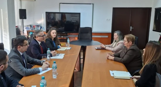 Janevska në takim me përfaqësues të Zyrës së KB-së për drogën dhe krimin