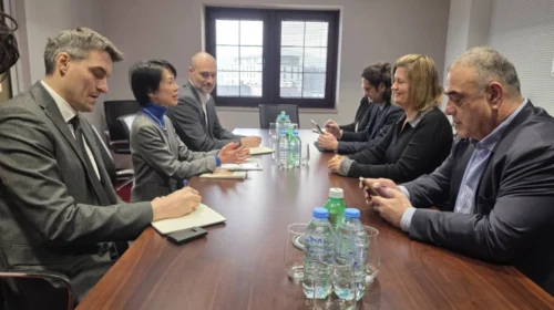 Bozhinovska-Kavahara: Thellim i bashkëpunimit për ardhmëri të sigurt dhe të qëndrueshme energjetike