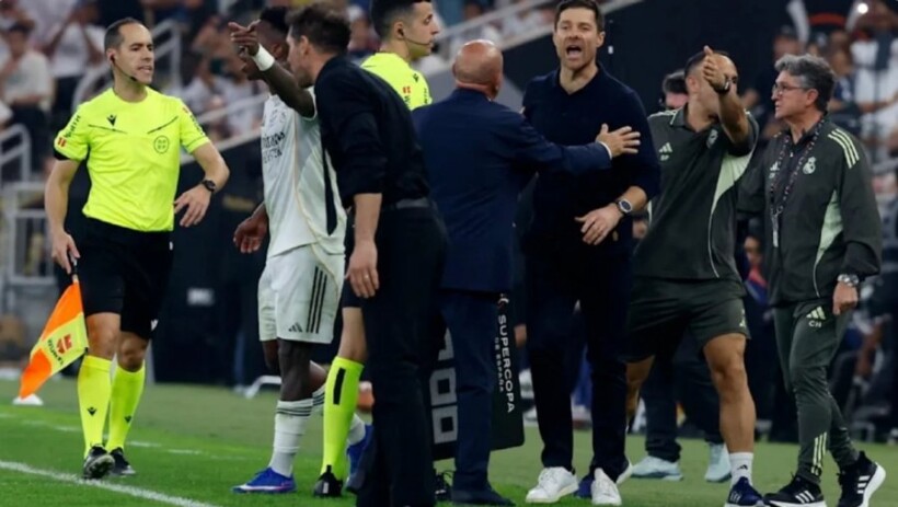 Xabi Alonso del në mbrojtje të Viniciusit   godet  Simeonen pas përplasjes verbale me brazilianin