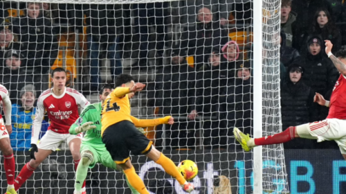 Arsenal barazon 2-2 me Wolves në një ndeshje dramatike