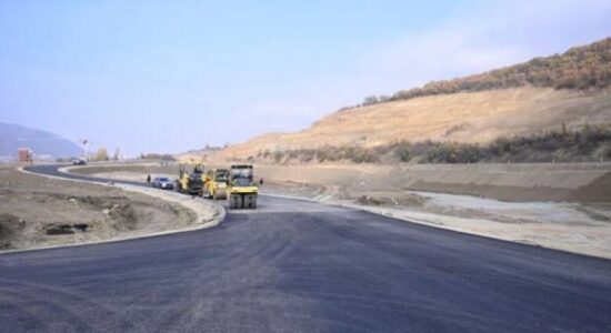 (VIDEO) Rruga Shkup – Bllacë, përfundon tenderi, së shpejti nis ndërtimi