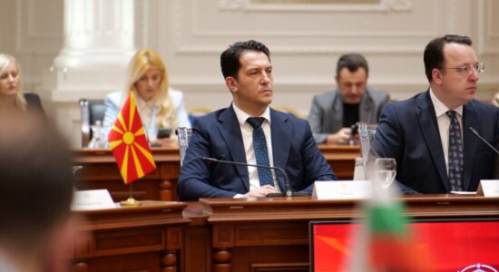 Sali: VLEN mbështet kërkesën që provimi i jurisprudencës të mbahet edhe në gjuhën shqipe