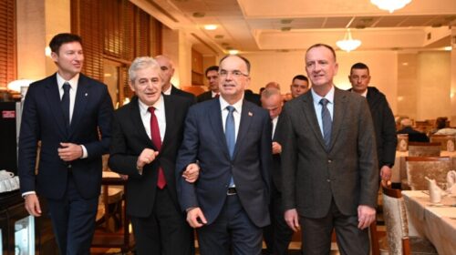 Ahmeti dhe Taravari takohen me Presidentin e Shqipërisë Bajram Begaj