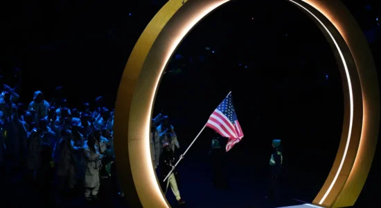 Fishkëllima ndaj delegacioneve të ShBA-së dhe Izraelit në ceremoninë hapëse të lojrave olimpike