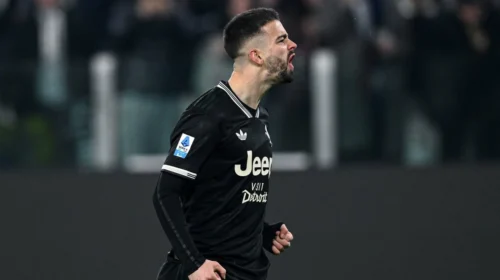 E zbulon gazetari italian: Juventusi e ka ofruar Zhegroven në marrëveshje shkëmbimi