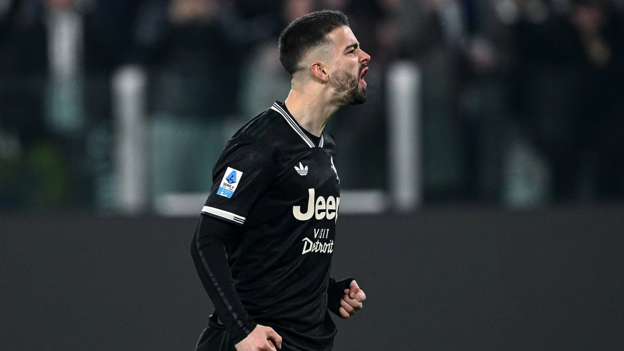 E zbulon gazetari italian: Juventusi e ka ofruar Zhegroven në marrëveshje shkëmbimi