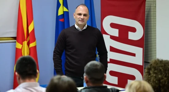 Filipçe: Nikolloski nuk ka gjetur zgjidhje për transportuesit, a do të mbajë përgjegjësi?