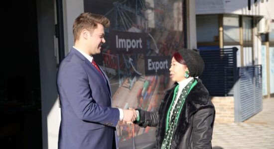 Tetovë: Kadir Ismaili pret Ambasadoren e Kinës, nis zyrtarisht aktiviteti i plotë i kompanisë