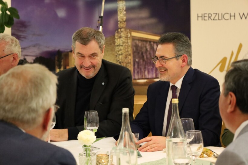 Shkupjani Benjam Idriz mbledh elitën politiko-shoqërore në iftar në Xhaminë e Penzbergut